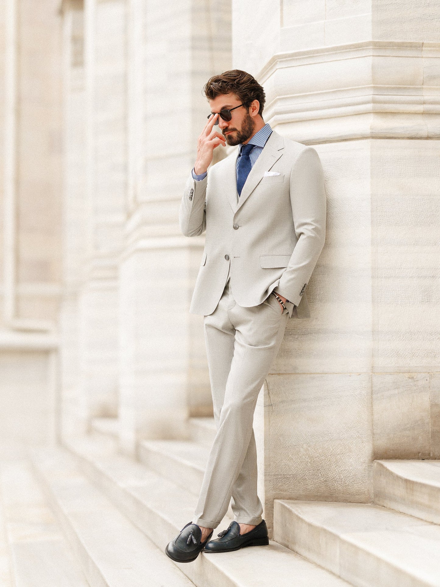 Grauer Slim-Fit-Anzug, 3-teilig