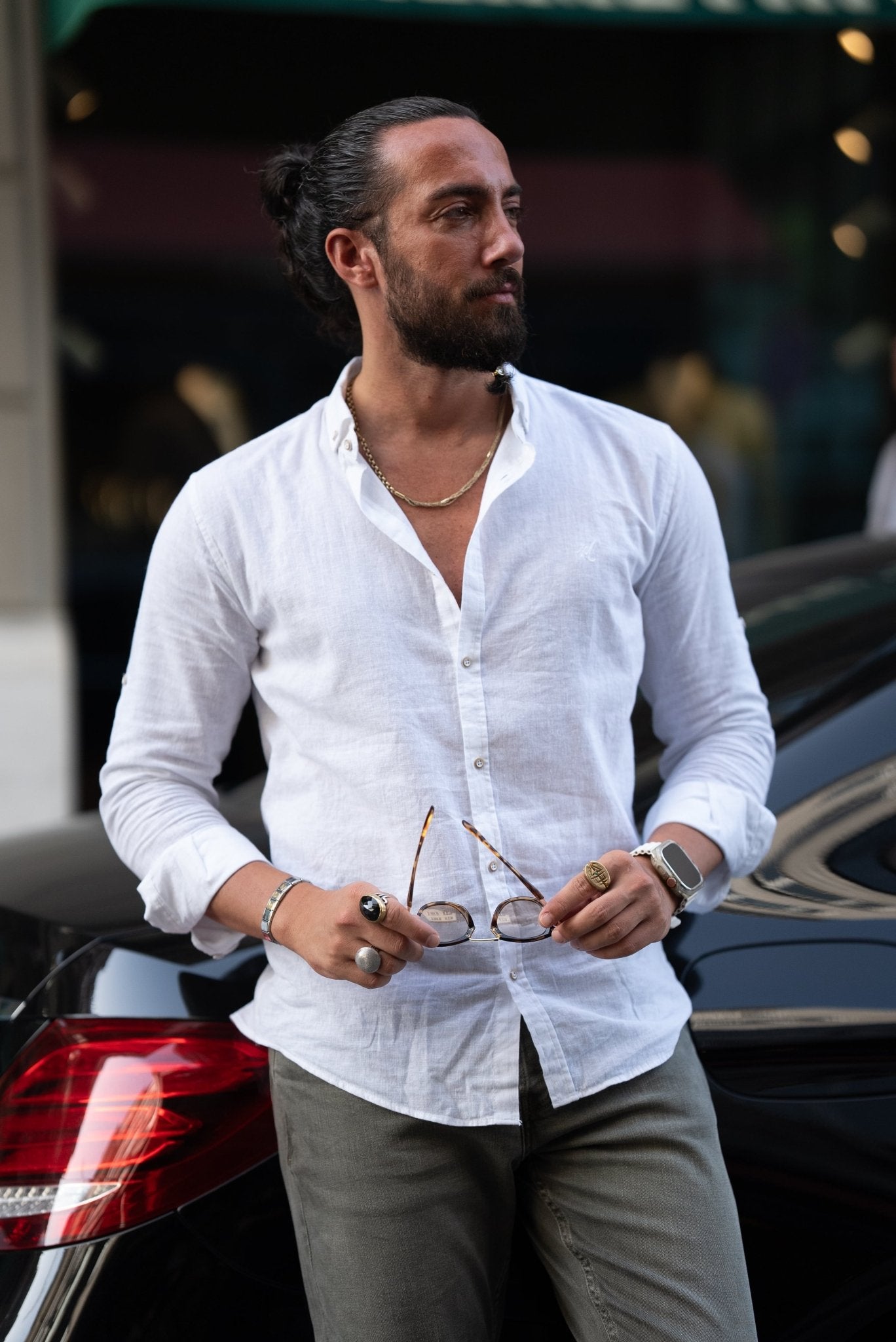 White Linen Shirt - Sleek Summer Elegance and Sophistication HolloMen White Linen Shirt - Sleek Summer Elegance and Sophistication HolloMen