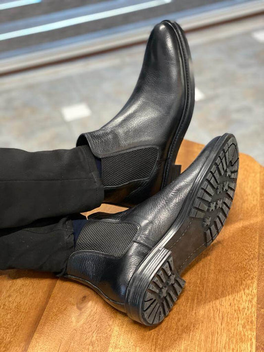 حذاء البلقان الأسود تشيلسي