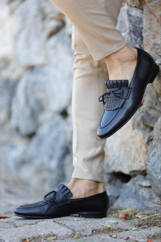 Loafer mit schwarzen Details