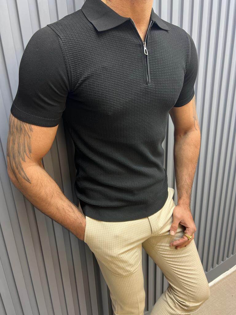 T-shirt polo noir à détail zippé