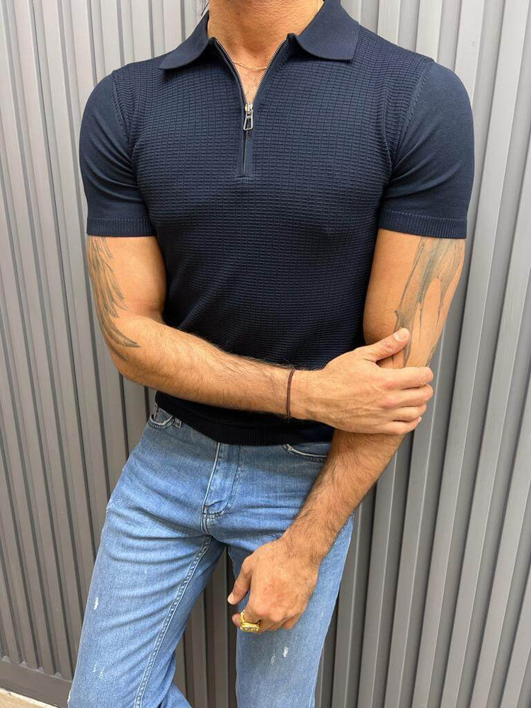 Dunkelblaues Polo-T-Shirt mit Reißverschlussdetail