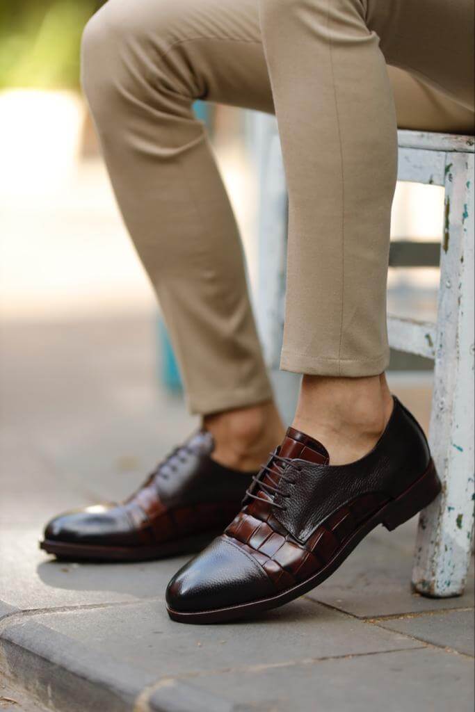 Detailed Brown Oxfords