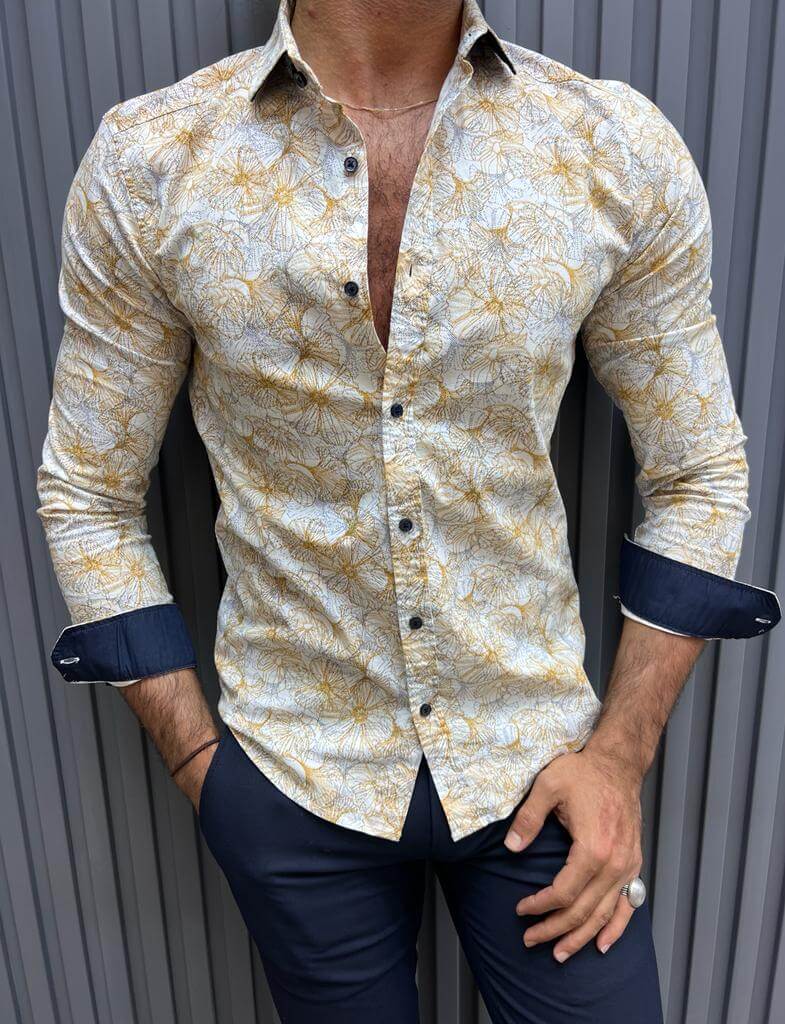پھولوں والی خاکستری قمیض