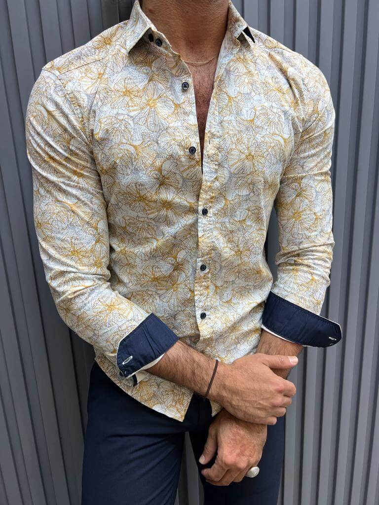 پھولوں والی خاکستری قمیض