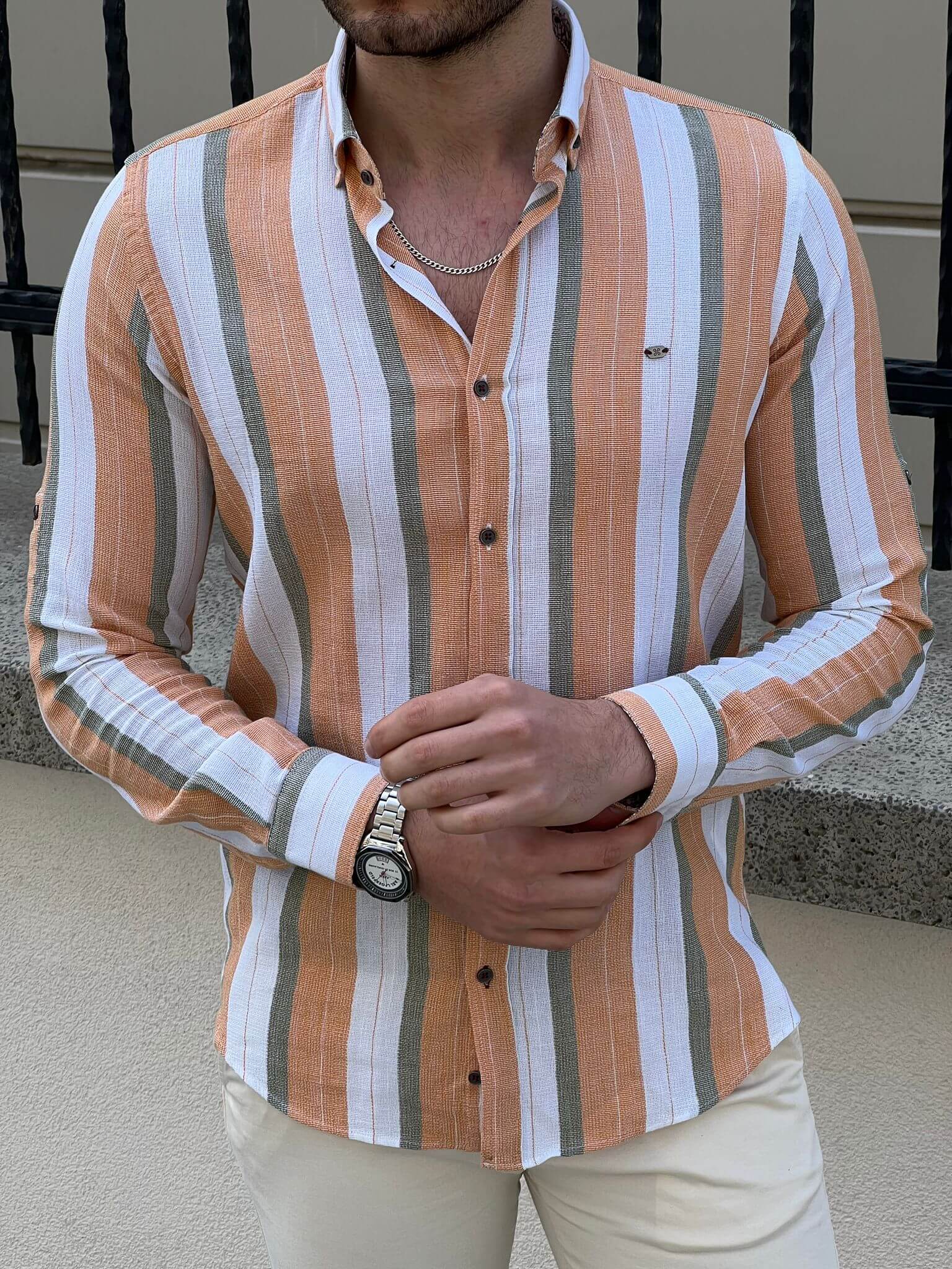Folded sleeve shirt in mustard color with trendy stripes