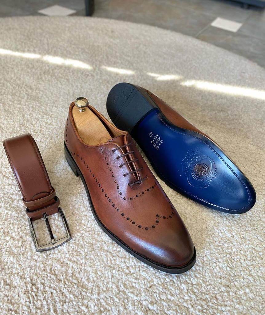 Hollo Brown Classic Shoe