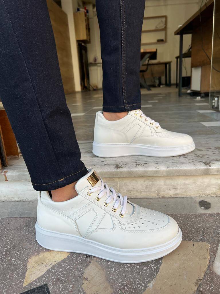 Hollo Lace Up White Sneakers