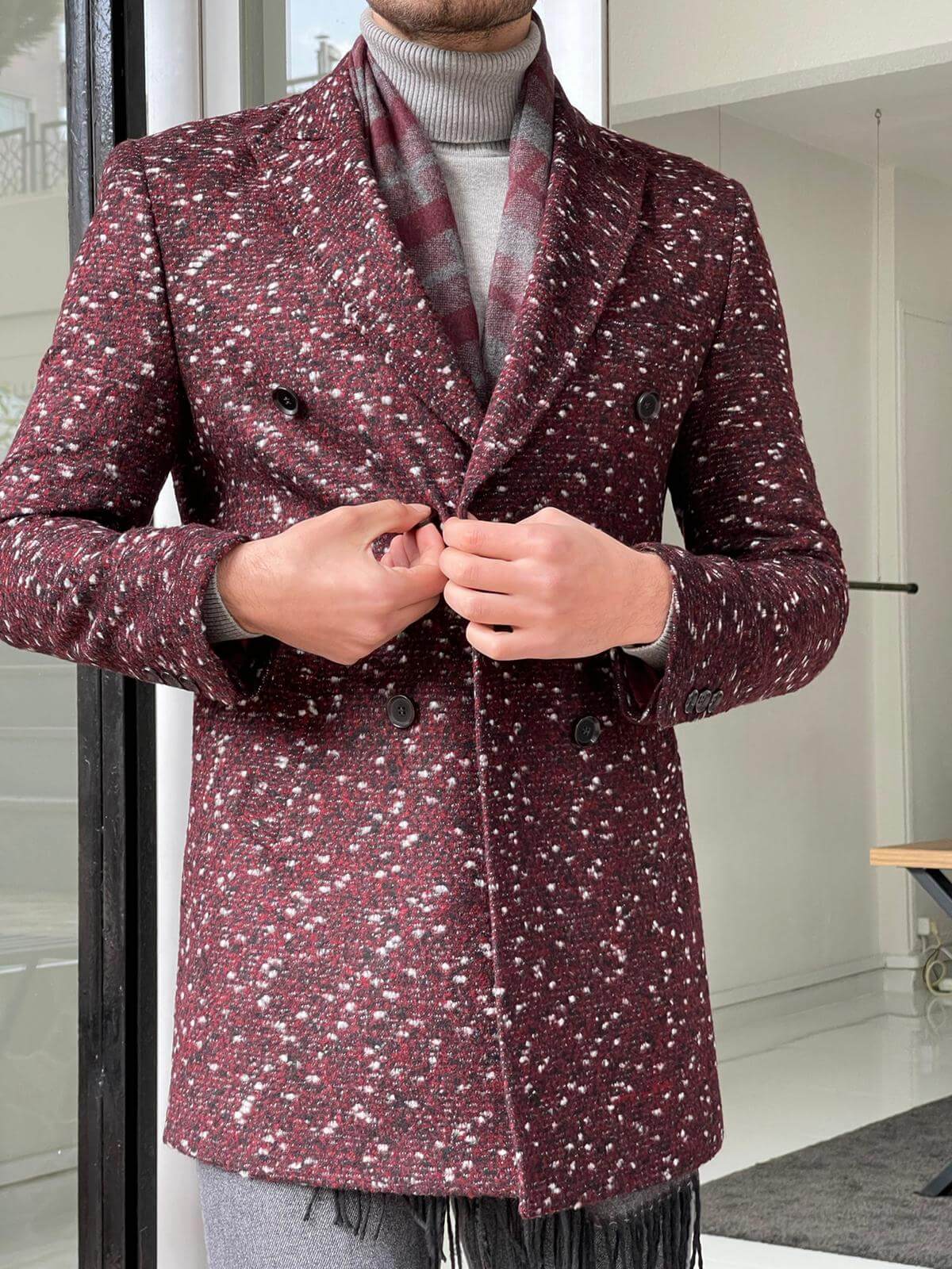 HolloMen's claret red wool coat featuring a double-breasted design