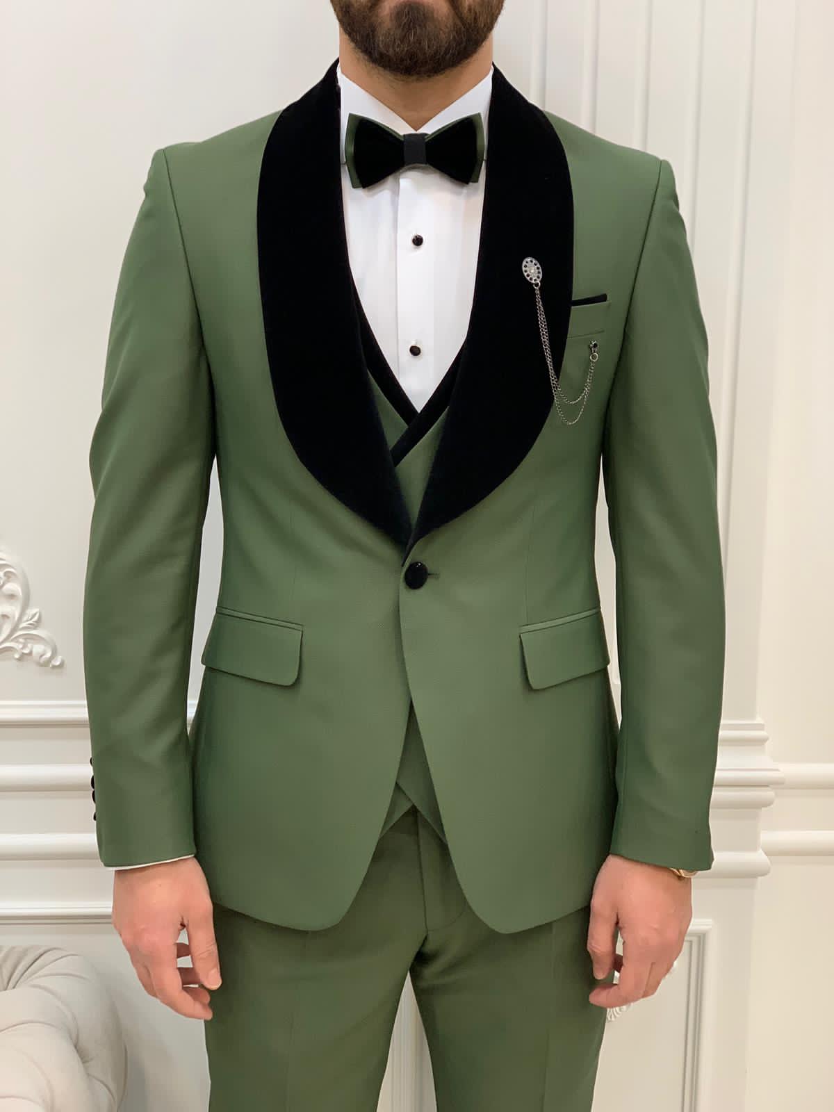 Timeless Green Tuxedo from HolloMen
