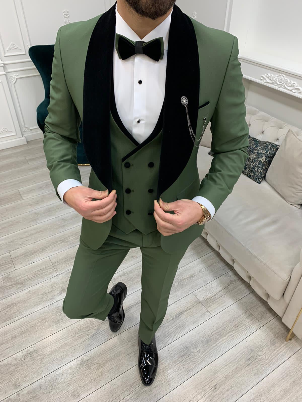 Timeless Green Tuxedo from HolloMen
