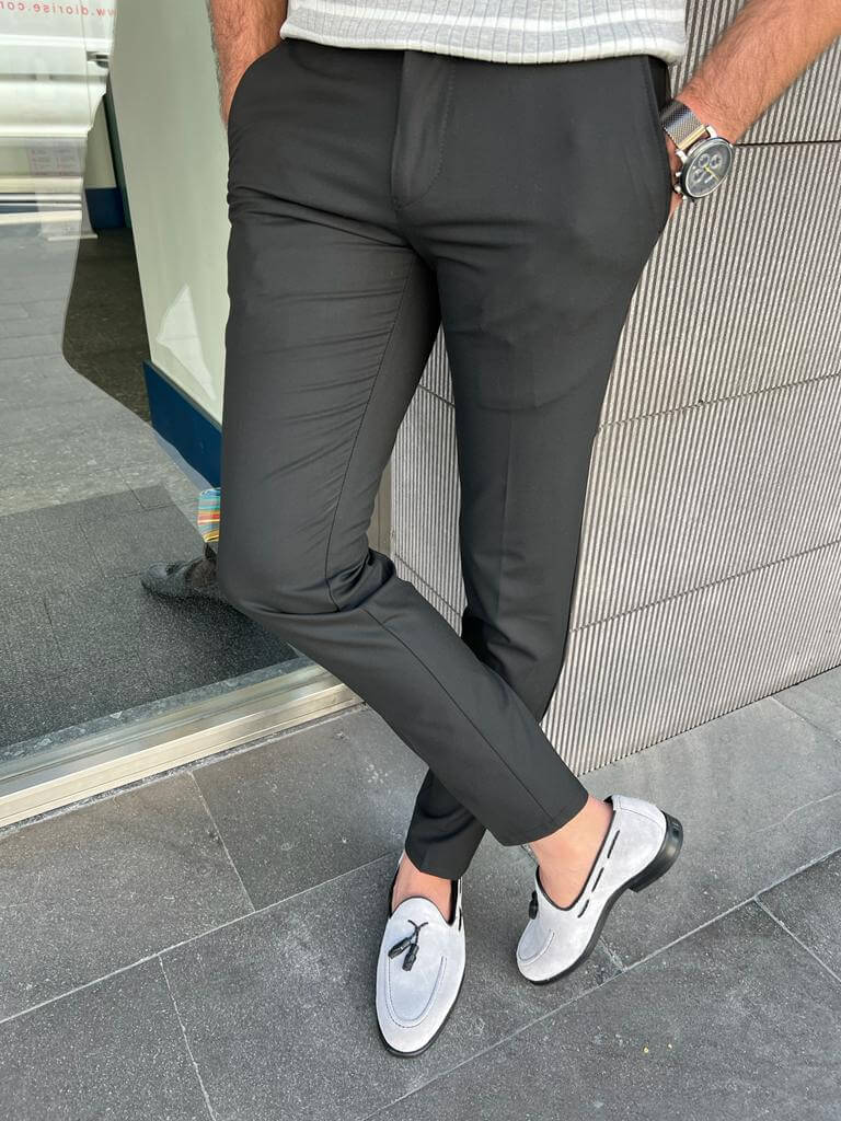 Black trousers with a slim fit cut to elevate your look