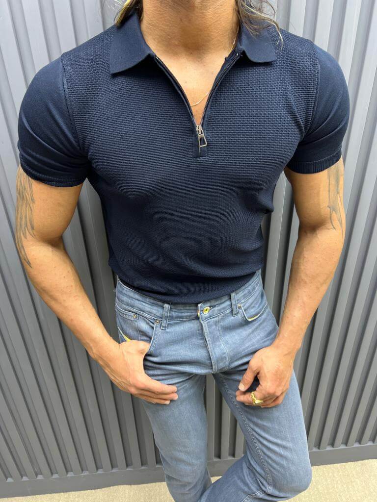 Marineblaues Polo-T-Shirt