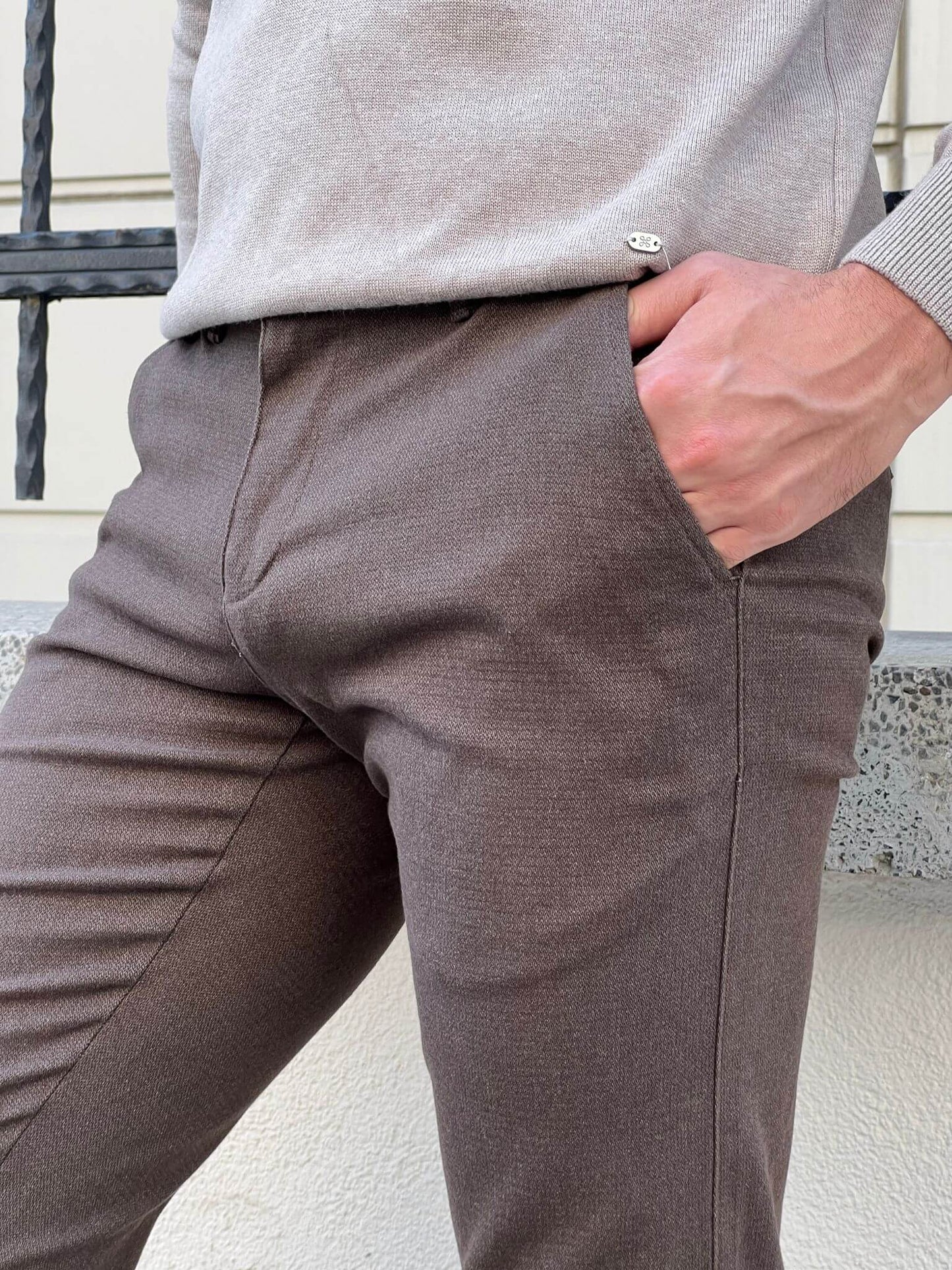 Pantalon marron coupe slim Nino