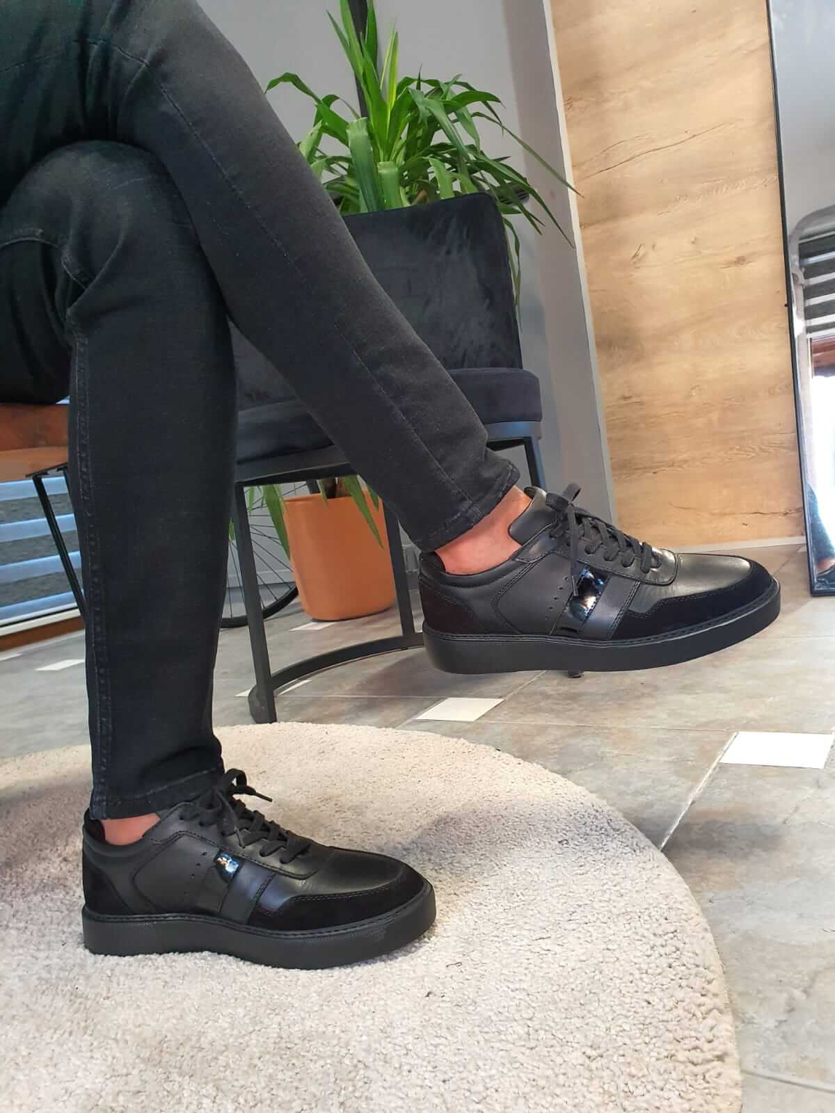 Чорні кросівки Ottawa на шнурівці
