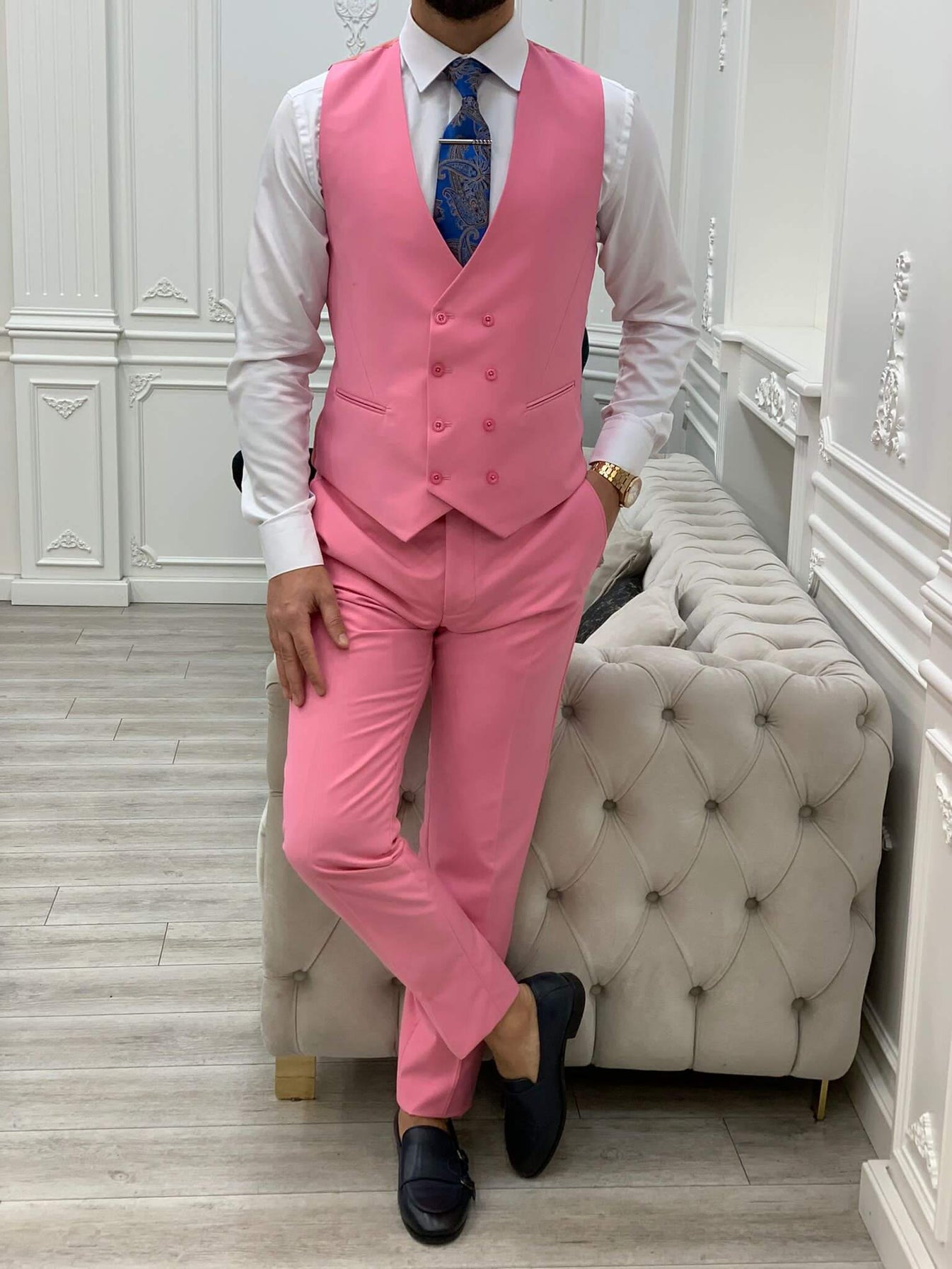 Pink Suit – HolloMen