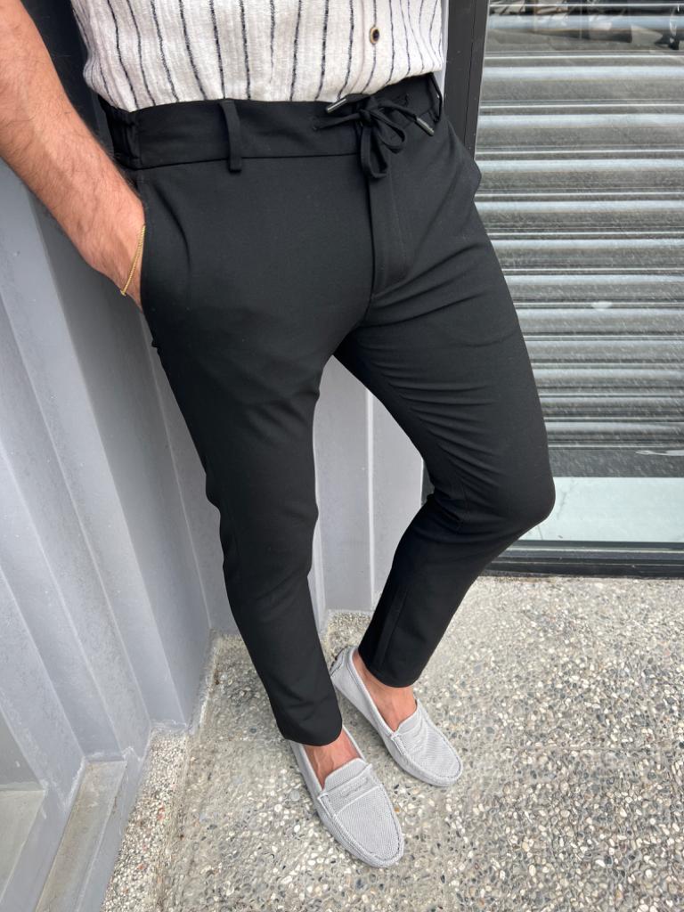 Pantaloni negri cu detaliu frânghie