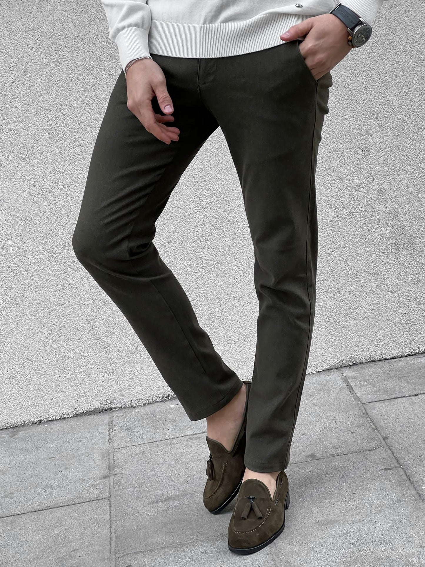 Versatile self-patterned khaki pants