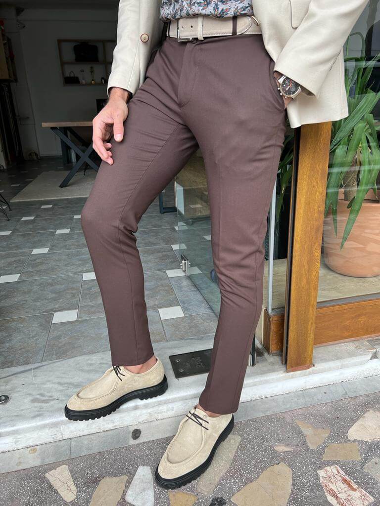 Slim fit brown trousers with a sleek and modern design