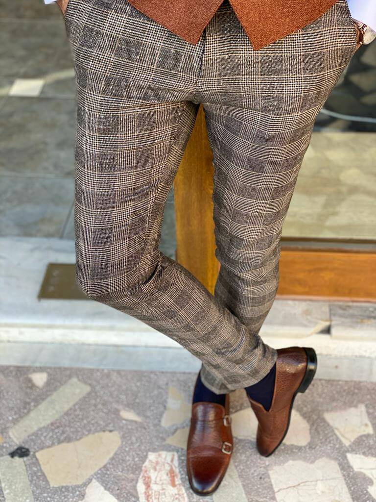 Classic Hollo Brown Slim Fit Trousers with a modern twist