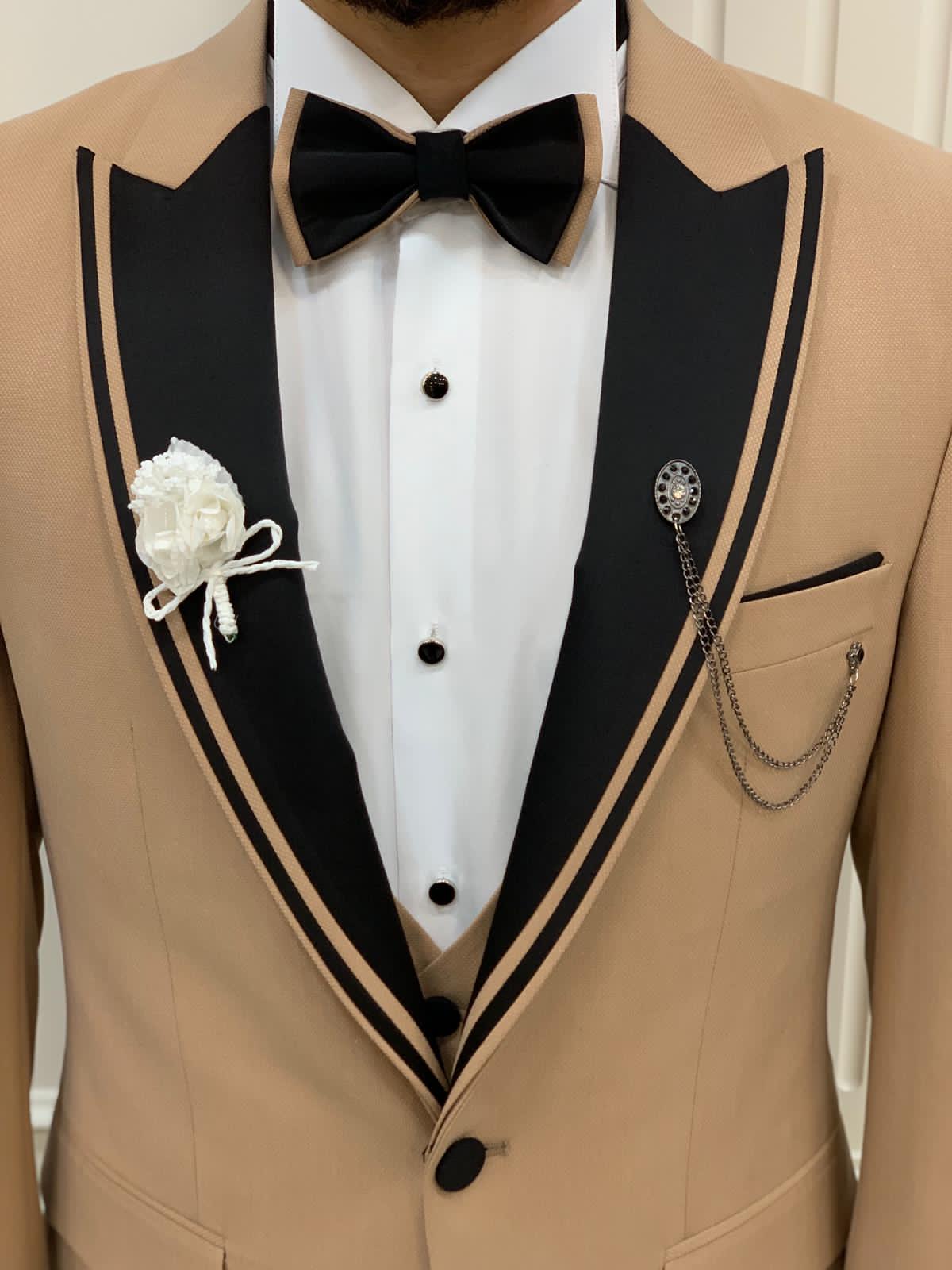  Elegant Cream Tuxedo from HolloMen