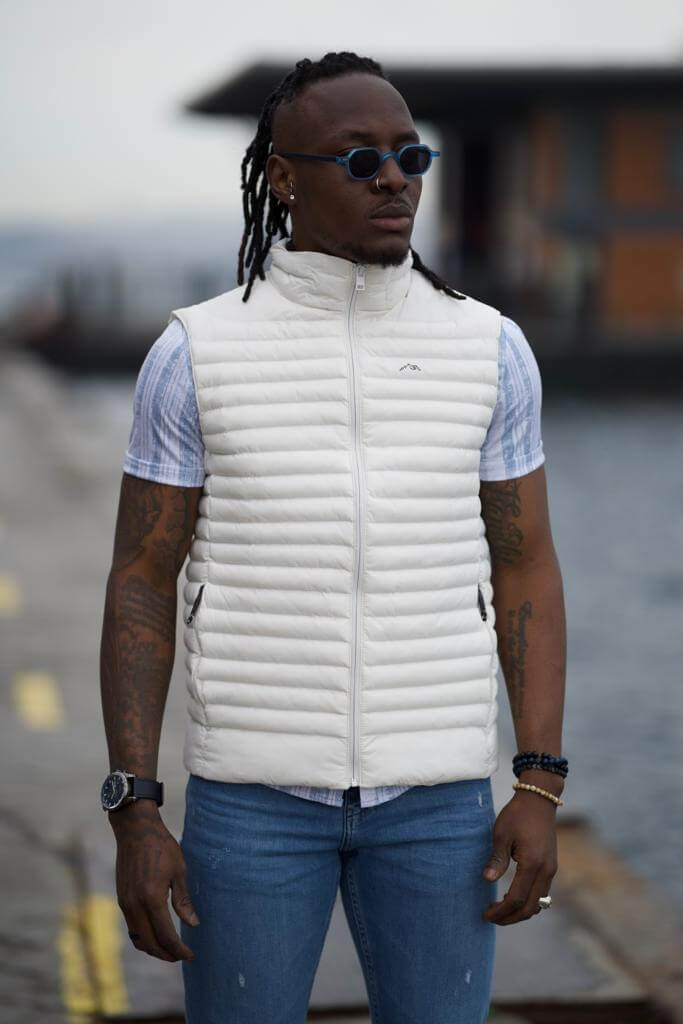Classic white puffer down vest with a comfortable fit